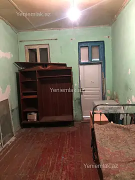 Satılır 4 otaqlı köhnə tikili 90 m²