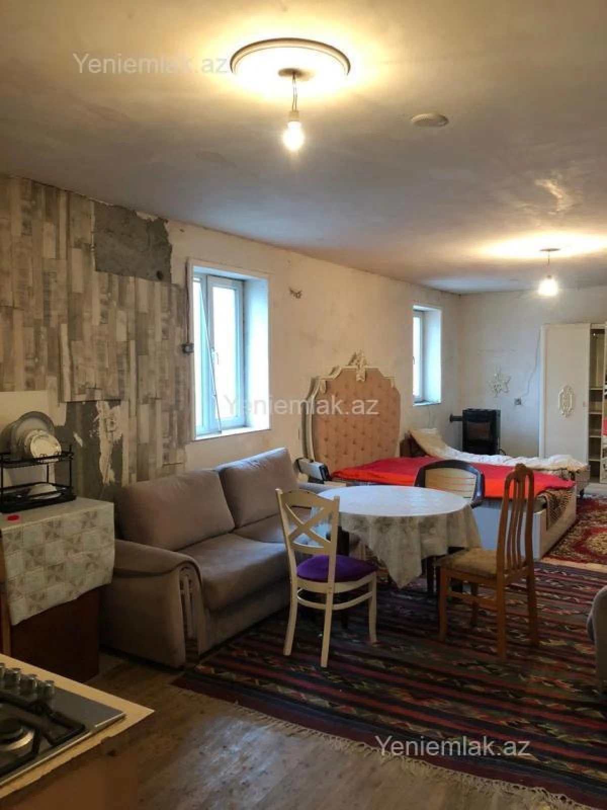 Satılır 4 otaqlı köhnə tikili 90 m²