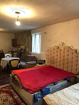 Satılır 4 otaqlı köhnə tikili 90 m²