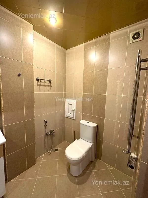 Satılır 2 otaqlı yeni tikili 70 m²
