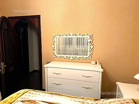 Satılır 2 otaqlı yeni tikili 70 m²