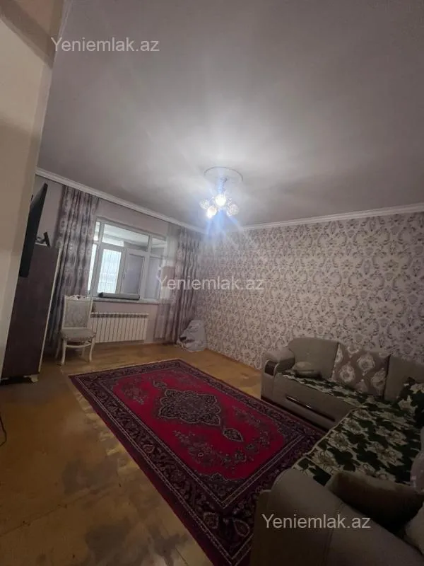Satılır 4 otaqlı həyət evi 140 m²