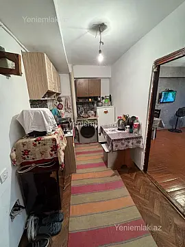Satılır 2 otaqlı köhnə tikili 45 m²