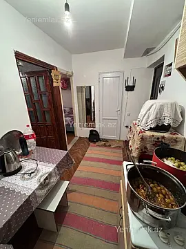 Satılır 2 otaqlı köhnə tikili 45 m²