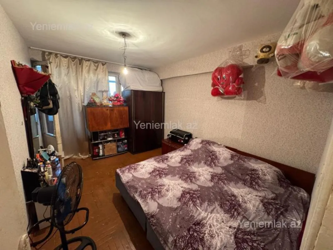 Satılır 2 otaqlı köhnə tikili 45 m²