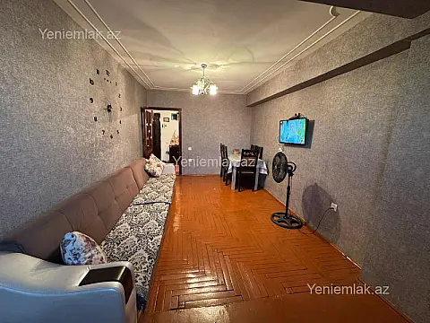 Satılır 2 otaqlı köhnə tikili 45 m²