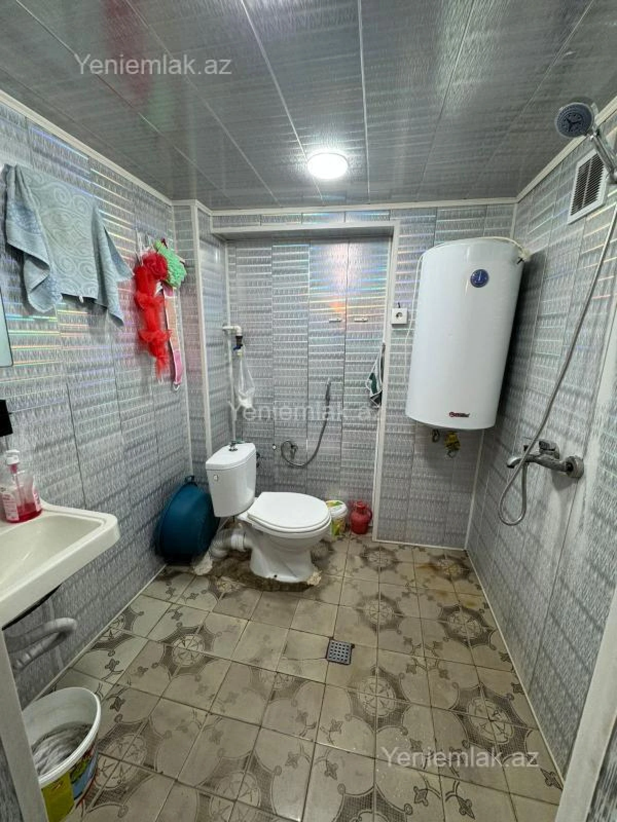 Satılır 2 otaqlı köhnə tikili 45 m²