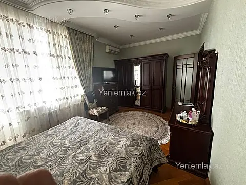 Satılır 3 otaqlı yeni tikili 140 m²