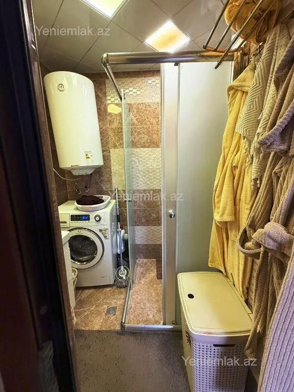 Satılır 3 otaqlı köhnə tikili 70 m²