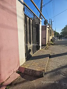 Satılır 3 otaqlı həyət evi 64 m²