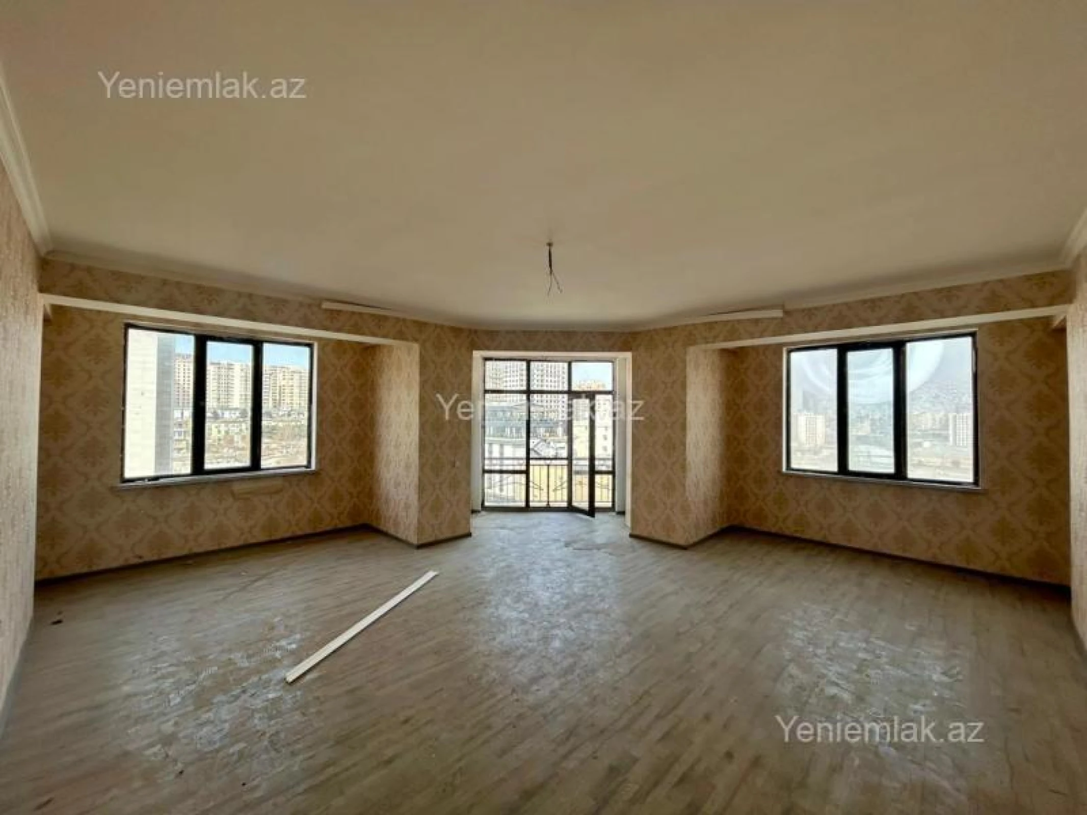 Satılır 3 otaqlı yeni tikili 155 m²