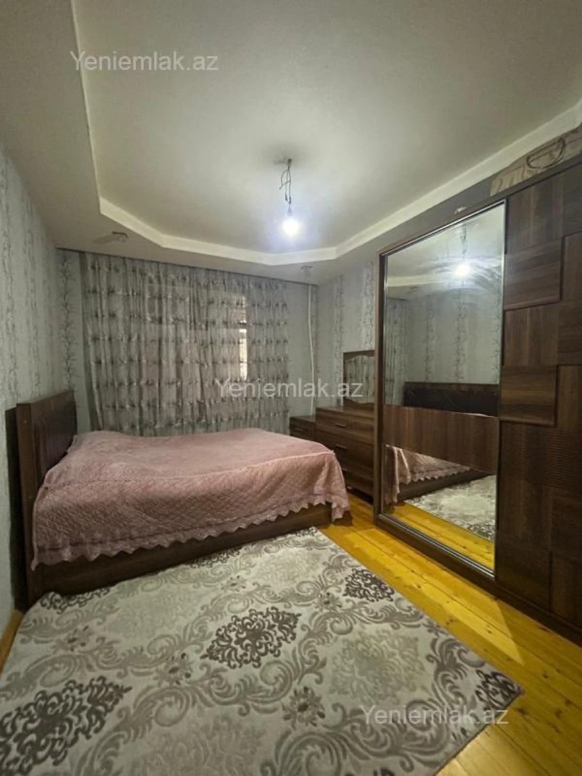 Satılır 3 otaqlı köhnə tikili 80 m²