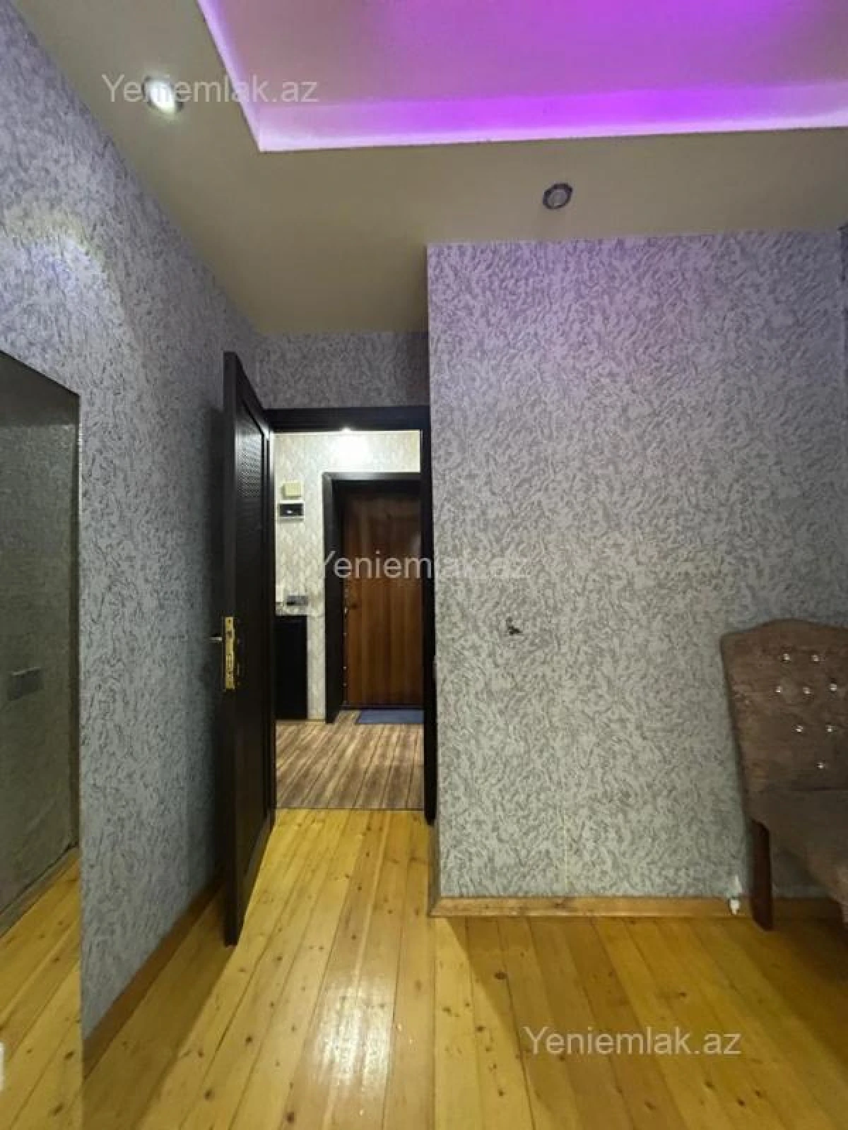Satılır 3 otaqlı köhnə tikili 80 m²