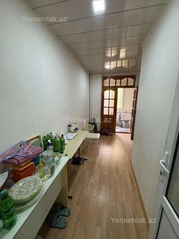 Satılır 1 otaqlı köhnə tikili 35 m²
