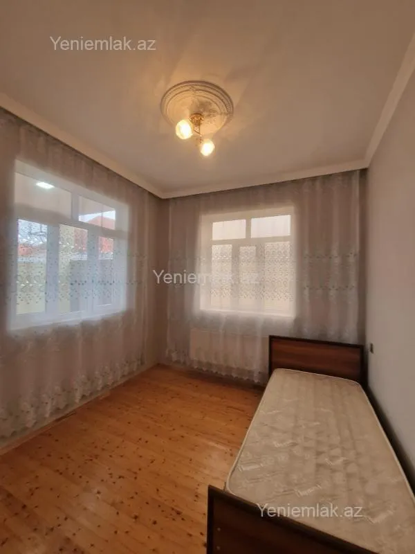 Satılır 3 otaqlı həyət evi 80 m²