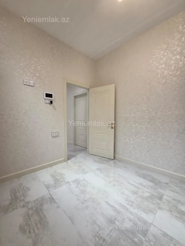 Satılır 2 otaqlı yeni tikili 74 m²