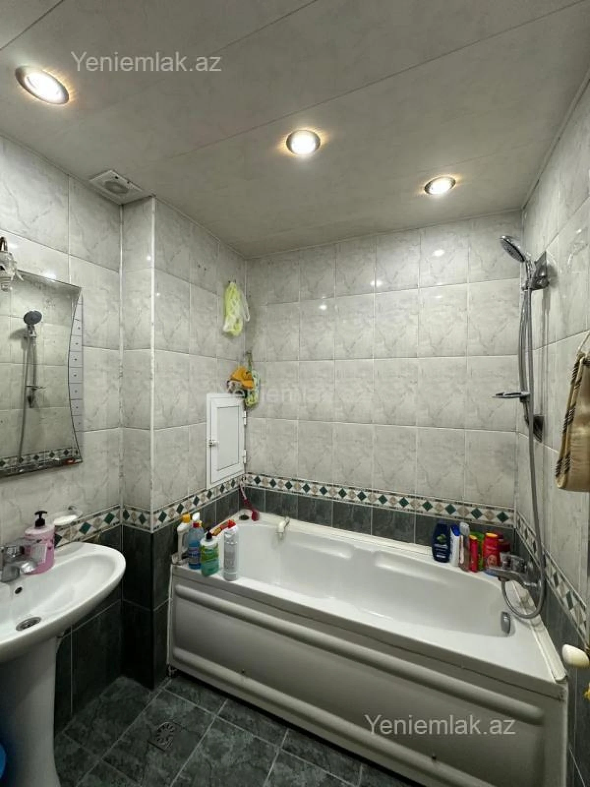 Satılır 3 otaqlı yeni tikili 87 m²