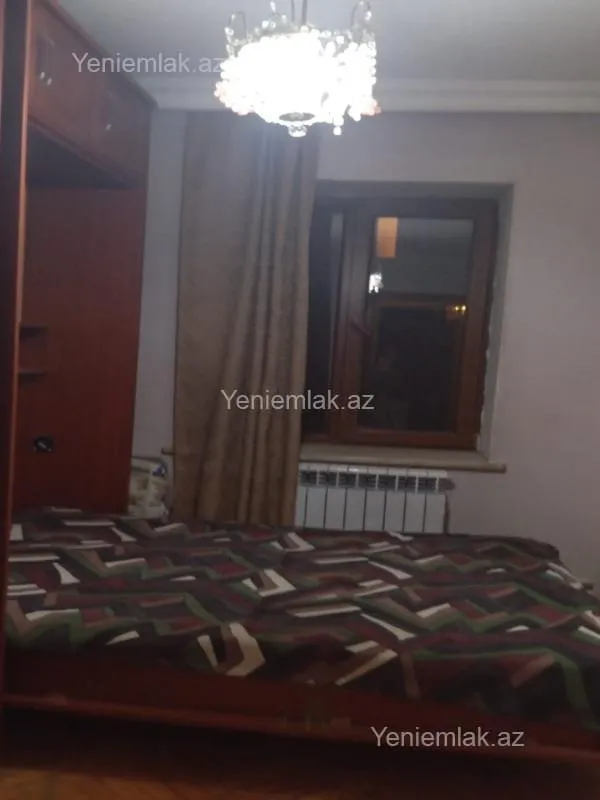 Satılır 3 otaqlı köhnə tikili 70 m²