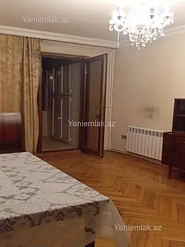 Satılır 3 otaqlı köhnə tikili 70 m²