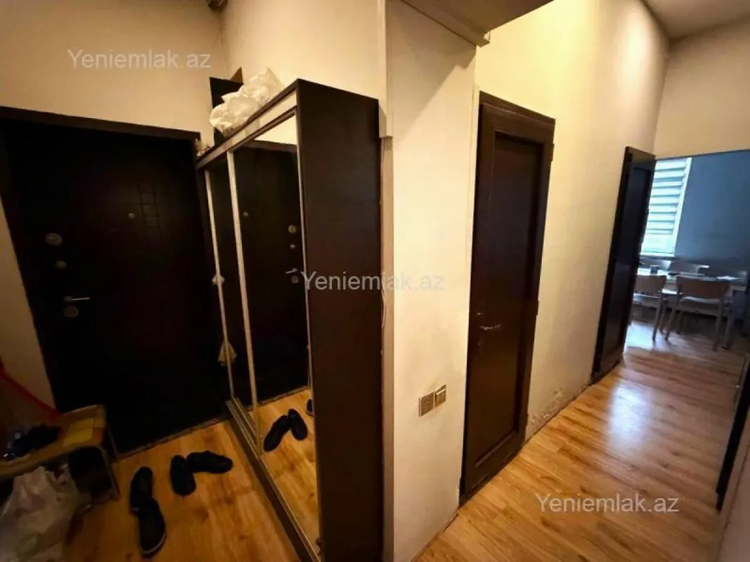 Satılır 3 otaqlı köhnə tikili 90 m²