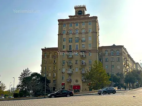 Satılır 3 otaqlı köhnə tikili 90 m² — Bakı, Yasamal 3 otaq 90.00 m²