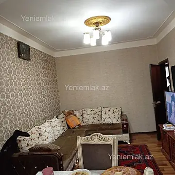 Satılır 3 otaqlı köhnə tikili 75 m²