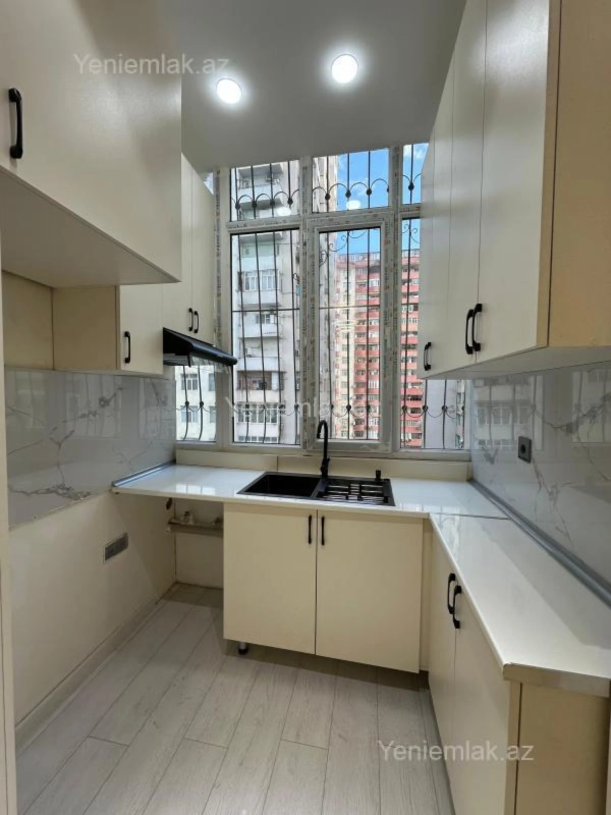 Satılır 2 otaqlı yeni tikili 55 m²
