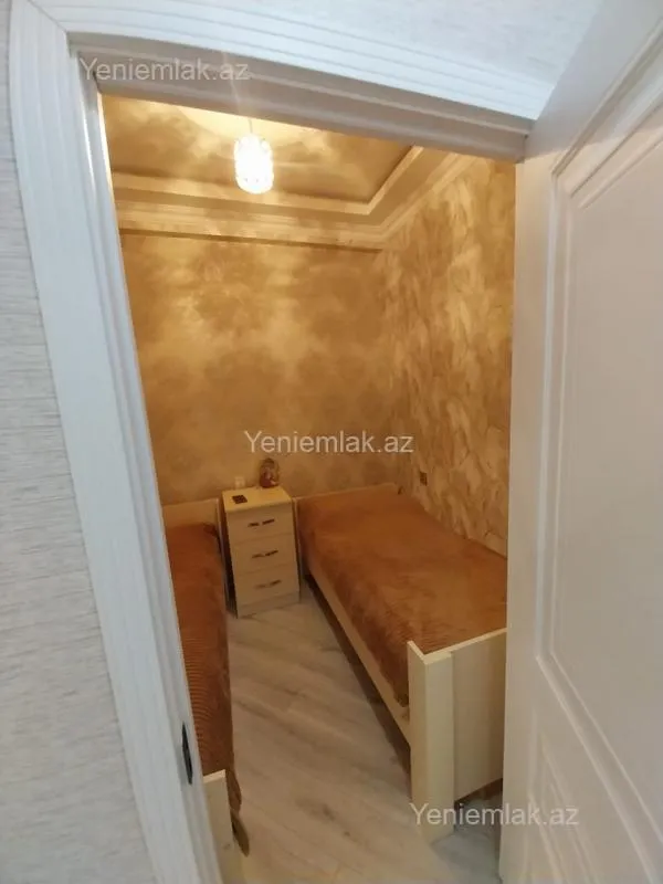 Satılır 4 otaqlı yeni tikili 76 m²