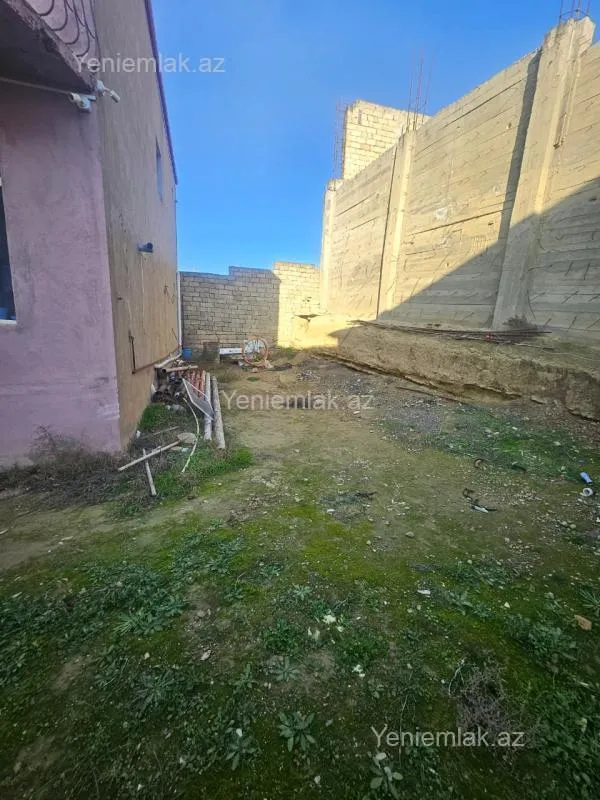 Satılır 4 otaqlı həyət evi 132 m²