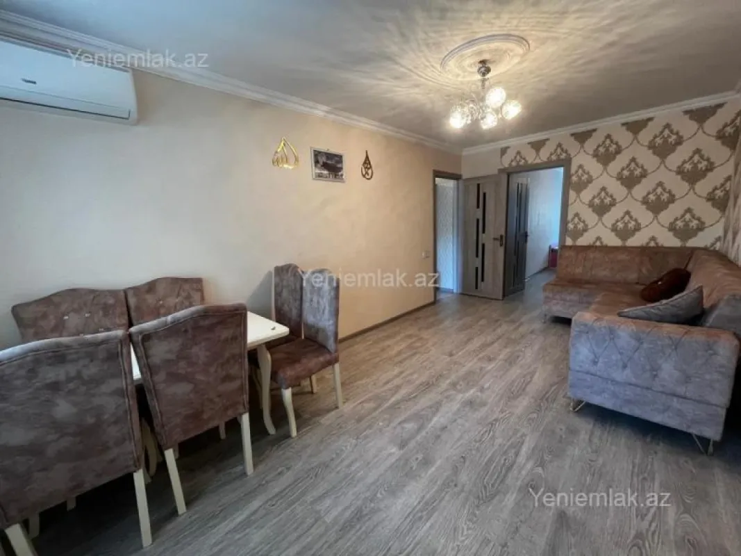 Satılır 2 otaqlı köhnə tikili 54 m²