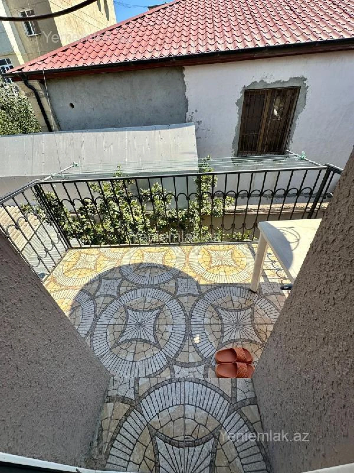 Satılır 5 otaqlı həyət evi 200 m²