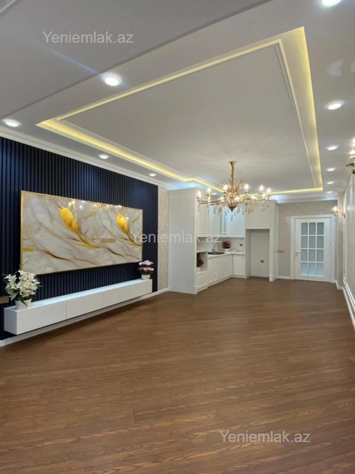 Satılır 3 otaqlı yeni tikili 105 m²