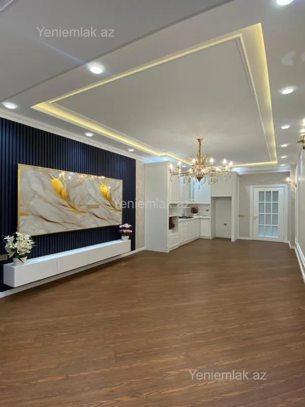 Satılır 3 otaqlı yeni tikili 105 m²