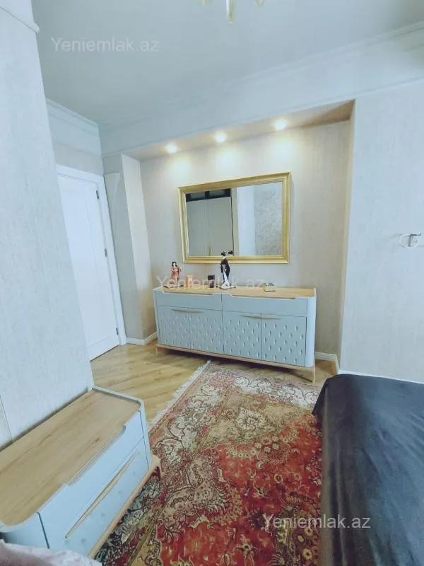 Satılır 4 otaqlı yeni tikili 100 m²