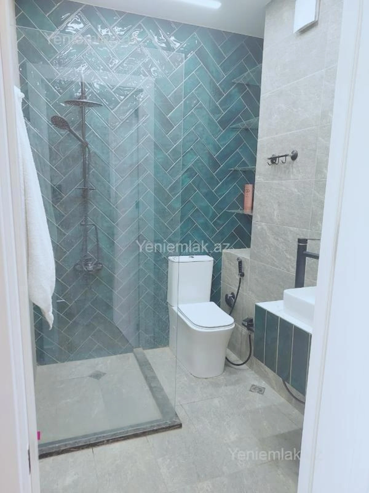 Satılır 4 otaqlı yeni tikili 100 m²