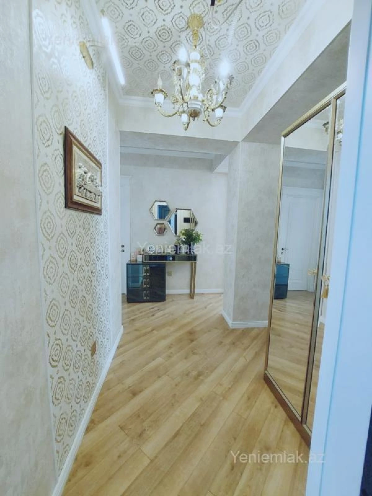 Satılır 4 otaqlı yeni tikili 100 m²