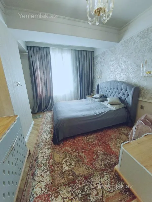 Satılır 4 otaqlı yeni tikili 100 m²