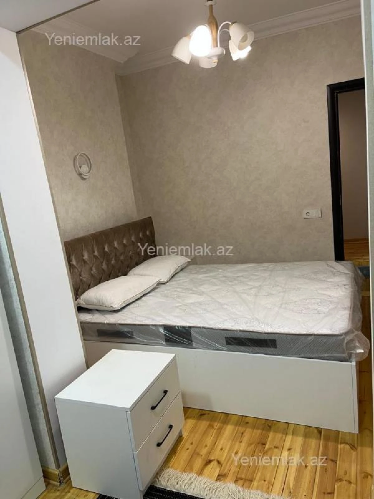 Satılır 2 otaqlı köhnə tikili 45 m²