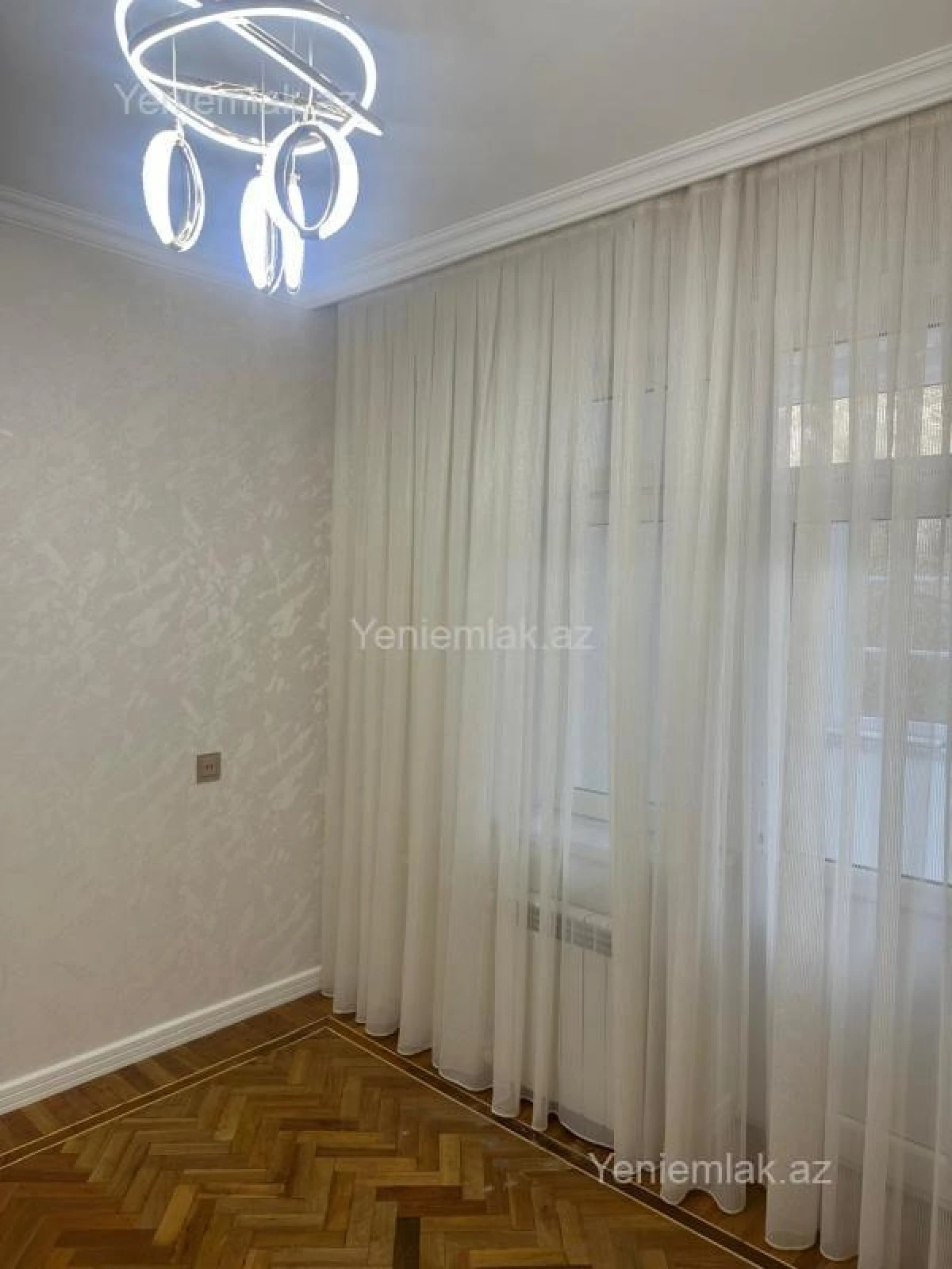 Satılır 3 otaqlı köhnə tikili 75 m²