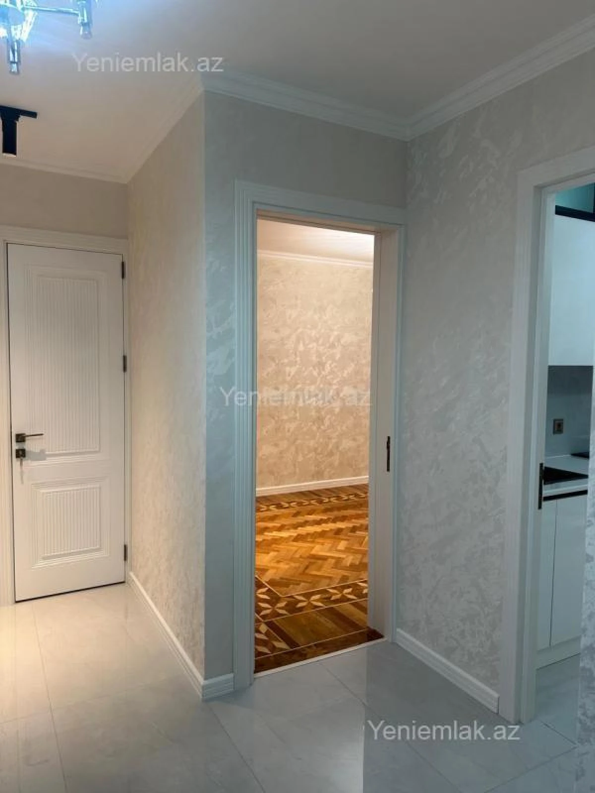 Satılır 3 otaqlı köhnə tikili 75 m²