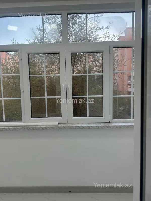 Satılır 3 otaqlı köhnə tikili 75 m²