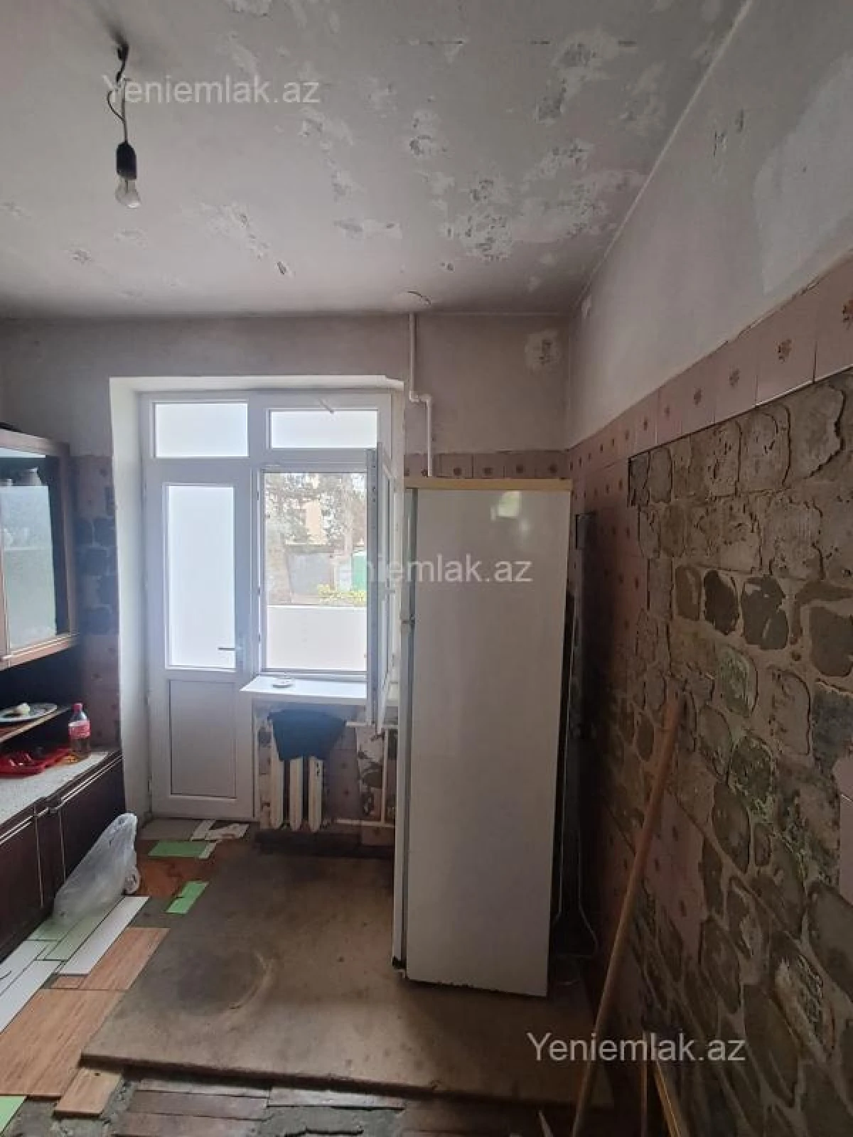 Satılır 3 otaqlı köhnə tikili 65 m²