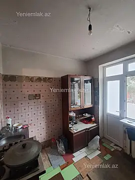 Satılır 3 otaqlı köhnə tikili 65 m²
