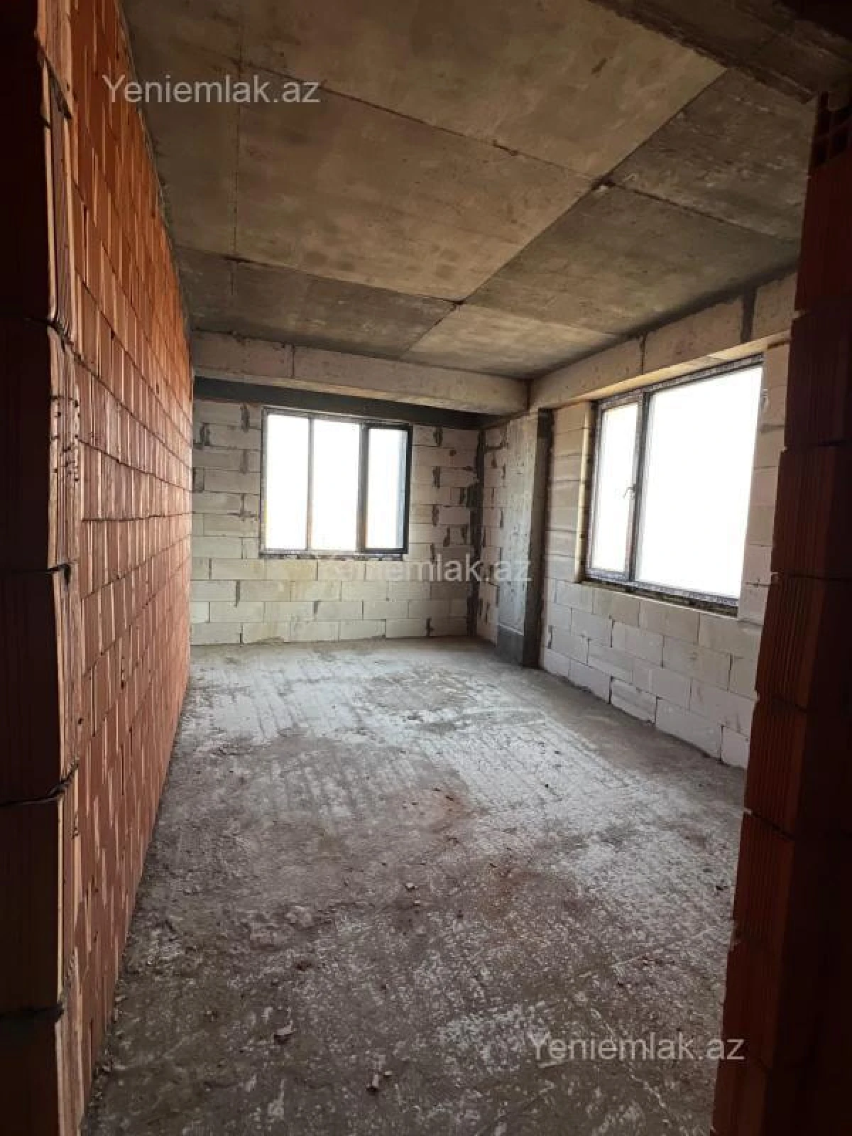 Satılır 3 otaqlı yeni tikili 118 m²