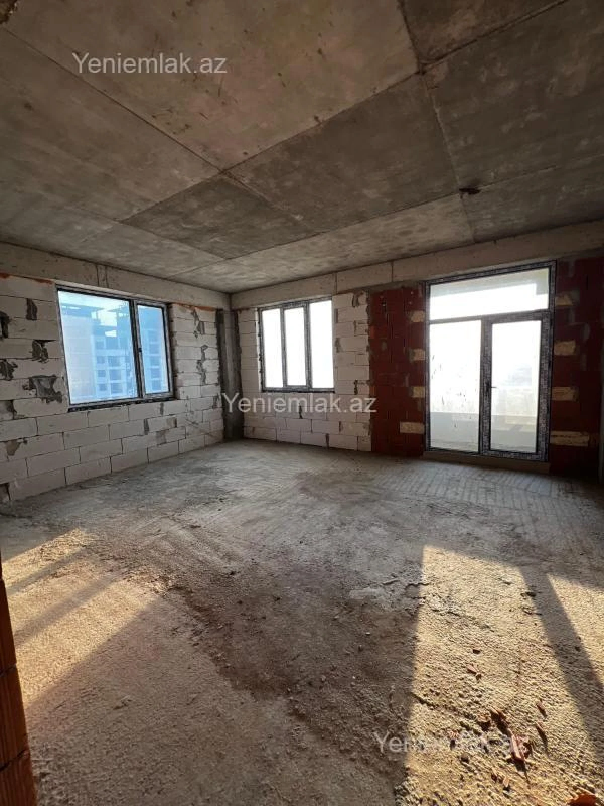 Satılır 3 otaqlı yeni tikili 118 m²