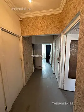 Satılır 2 otaqlı köhnə tikili 65 m²