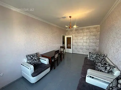 Satılır 2 otaqlı köhnə tikili 65 m²