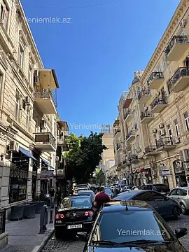 Satılır 3 otaqlı köhnə tikili 94 m² — Bakı, Səbail 3 otaq 94.00 m²
