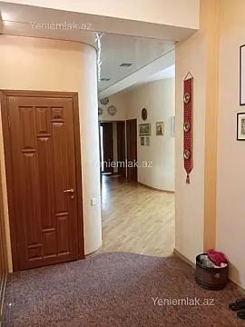 Satılır 4 otaqlı yeni tikili 155 m²