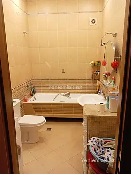 Satılır 4 otaqlı yeni tikili 155 m²